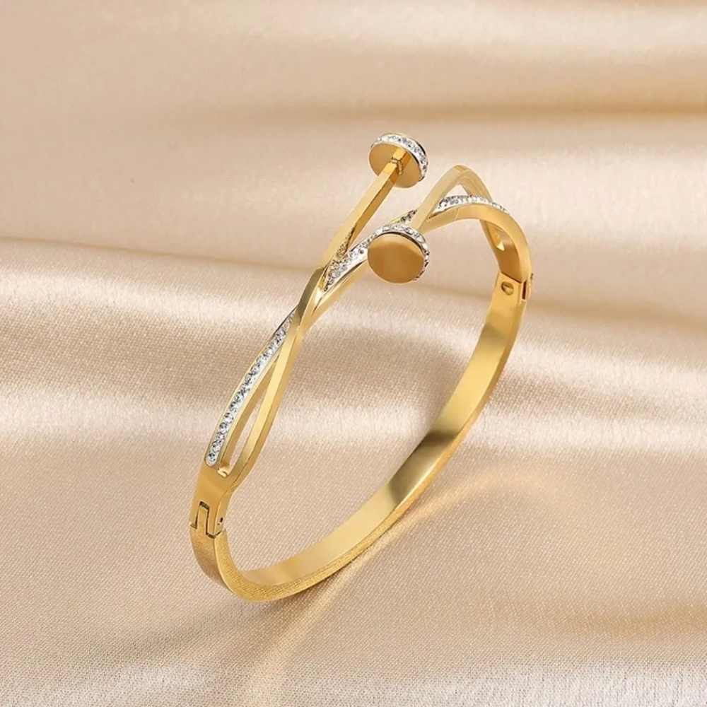 luxury unique double crystal nail head cross stainless steel bracelet